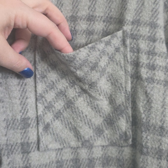 Flannel Tunic Top Med - Picture 3 of 5